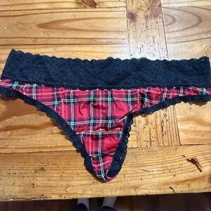 NWOT Torrid Plaid Lace Trim Panties
